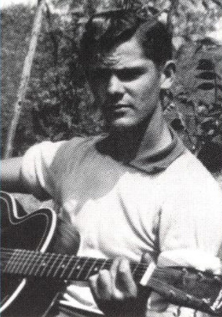 sunrecords's tweet image. Charlie Feathers released his first songs "Peepin' Eyes" and "I've Been Deceived" on Sun Records. Feathers eventually went over to Meteor Records, where he cut the rockabilly classic "Tongue-Tied Jill" and "Get With It." He passed away in 1998 at the age of 66. #ArtistOfTheWeek