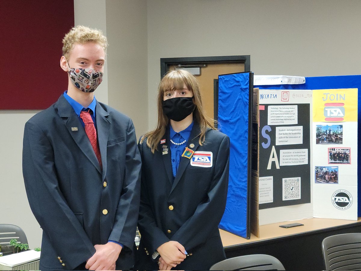 NCCA_STEM's tweet image. STEM FLEX days are back!  It&apos;s been since March 2020 we have been able to have our Associates experience a FLEX Day!  In addition, we included our STEM CTSO Expo where they were introduced to other great opportunities.  STEM is back!!! @crenshaw_dr @NCCA_Covington @CEO_NCCA