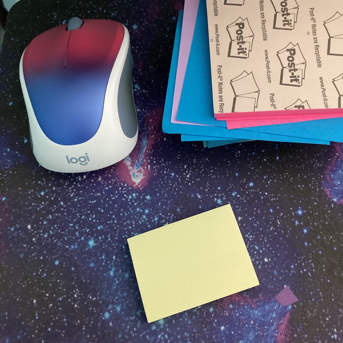 DataLover916's tweet image. #TGIF everyone!

#prospectdevelopment friends, what is your Friday plan to head into the long weekend and not think about work? My Friday to-do list is going to be limited to this micro Post-it and the rest will be there next week!