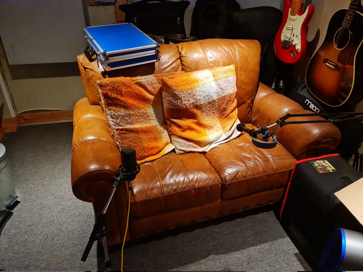Lots going on it the little old Big Cloud studio right now, lots of different productions for lots of different clients. Testing out some new mics this weekend. (These cushions sounded brilliant) :) #studiolife #musicproducer #microphones #liverpoolmusic