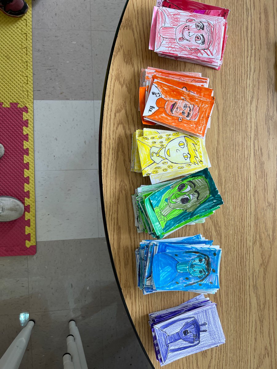 MrsEstrada031's tweet photo. This art teacher’s heart is full!!! My students worked so hard this week creating Monochromatic self-portraits for a school mural! 700+ self-portraits! 🤩 Can’t wait to share the finished project! #artrules #creativewarriors #cmcsi @CMCSIWarriors @Hall_Schools https://t.co/YAVEFs4dpi