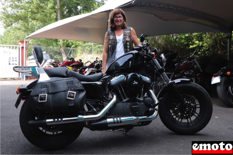 emotocom's tweet image. #harleydavidson #FortyEight de Sylvie pour son #permisA2 chez H-D à #Annecy, elle nous raconte sa passion pour #harley, son #Sportster 1200 en attendant son #Softail chez #SpiritOfEagle @Harley_France dlvr.it/S6tnxL