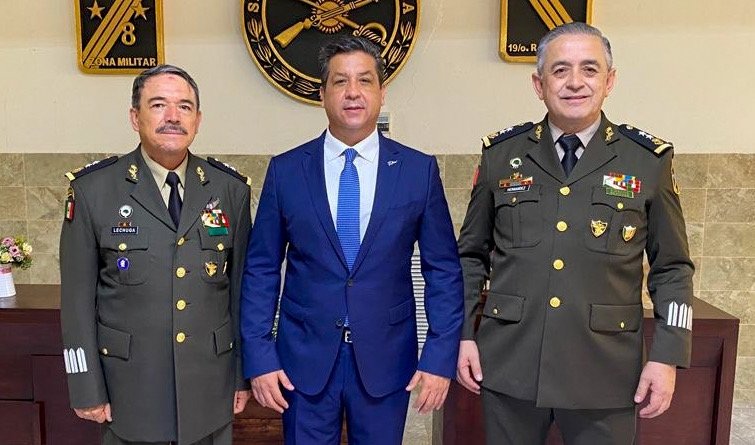 Esta mañana participé en la Toma de Posesión y Protesta de Bandera al Gral. de Brigada D.E.M. Vicente Antonio Hernández Sánchez, como nuevo Cmte. de la 8/a. Zona Militar, con sede en #Reynosa.