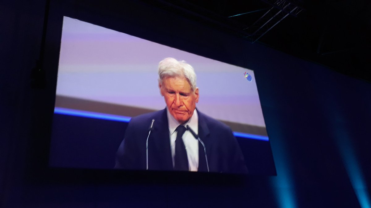 'Young people are often dismissed as naive and idealists. But they have the energy and education to do what we have not been able to do yet...let's get to work.' Says Harrison Ford during the opening of #IUCNcongress

#youth #IntergenerationalJustice