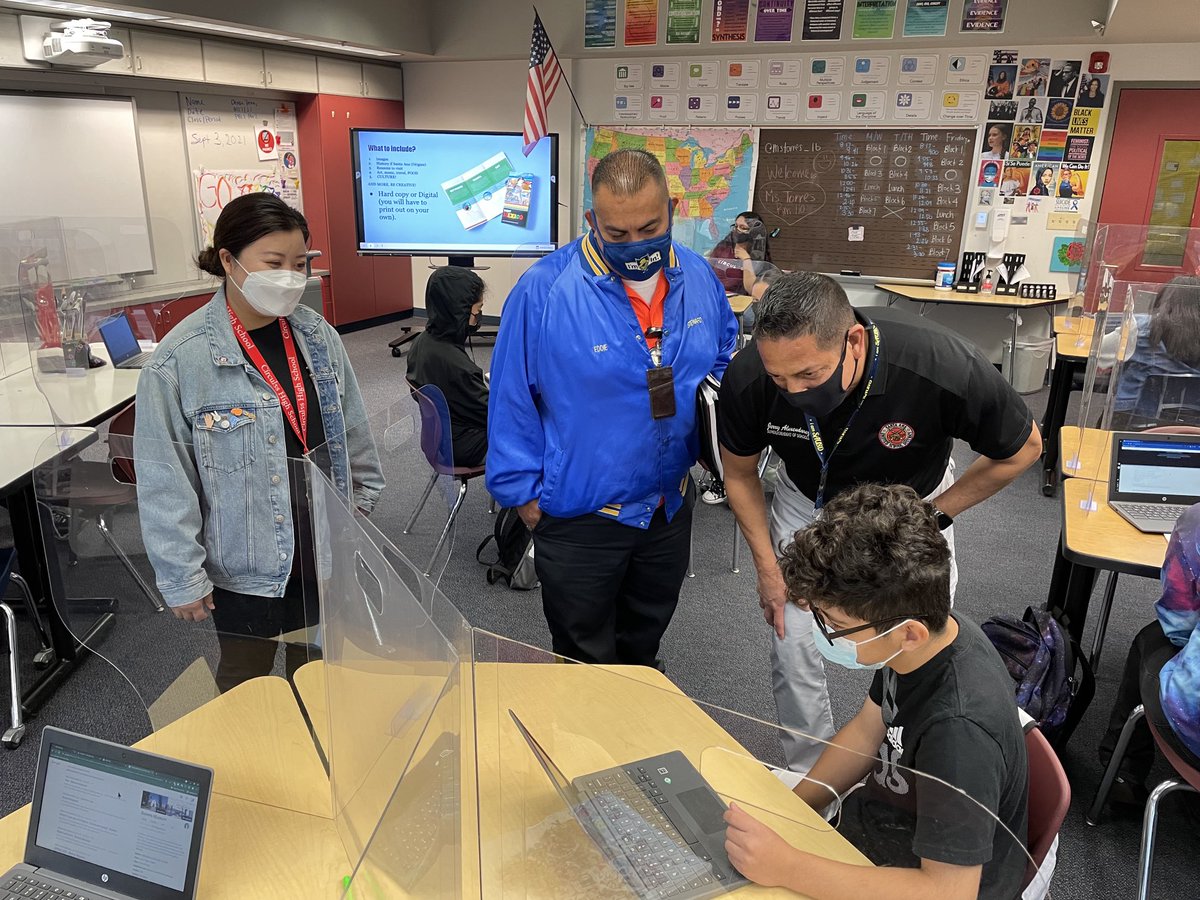Circulos High School (@circulos_sausd) on Twitter photo Thank you <a href="/JerryAlmendarez/">Jerry Almendarez</a> and Edward Leon for spending part of your morning with us! We appreciate you! <a href="/SantaAnaUSD/">Santa Ana USD</a> #WeAreSAUSD Thank you <a href="/JerryAlmendarez/">Jerry Almendarez</a> and Edward Leon for spending part of your morning with us! We appreciate you! <a href="/SantaAnaUSD/">Santa Ana USD</a> #WeAreSAUSD