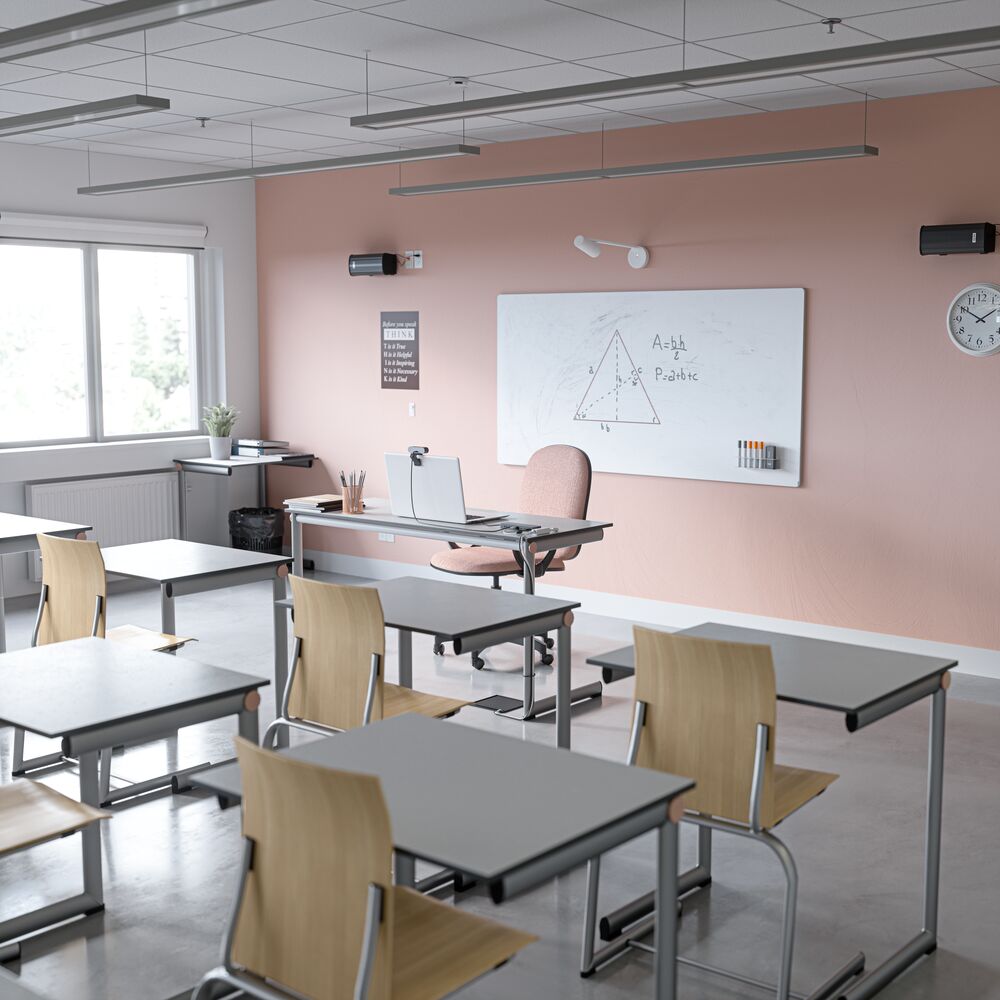 LogitechBiz's tweet image. 👩‍🏫 Sharing whiteboard content with remote students is no problem thanks to Scribe’s powerful AI performance – with presenter removal and content enhancement, it’s easy to #GetEveryoneOnBoard:  bit.ly/3yHRjih