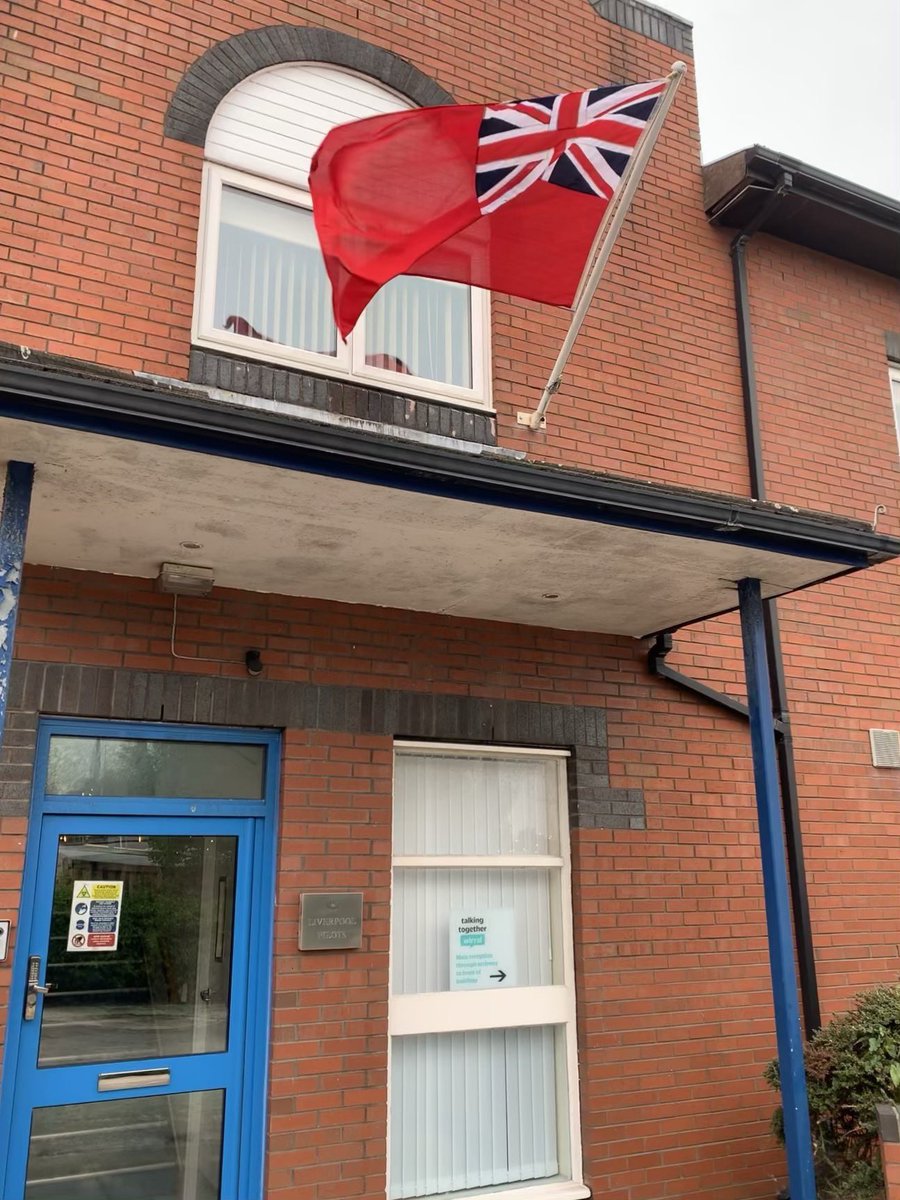 #RedEnsign we fly this flag to honour seafarers past and present, and give thanks for all that they have done, and continue to do for this Country. #MerchantNavyDay