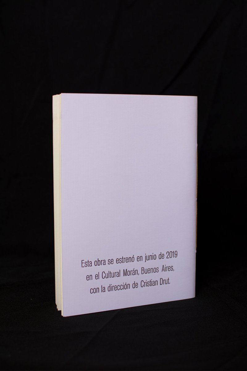 Este finde se cierra una hermosa temporada de Tu amor será refugio en <a href="/elSanMartinCTBA/">Complejo Teatral BA</a> a sala llena todas las funciones y muchísimo trabajo ❤️
.
.
Felicitaciones y aguante el teatro 🎭
.
Se puede conseguir el libro a la salida 📚

<a href="/Drutteatro/">Cristian Drut</a> <a href="/YGruden/">Yanina Gruden</a> <a href="/eavogadro/">Quique Avogadro</a> <a href="/JorgeTelerman/">Jorge Telerman</a>