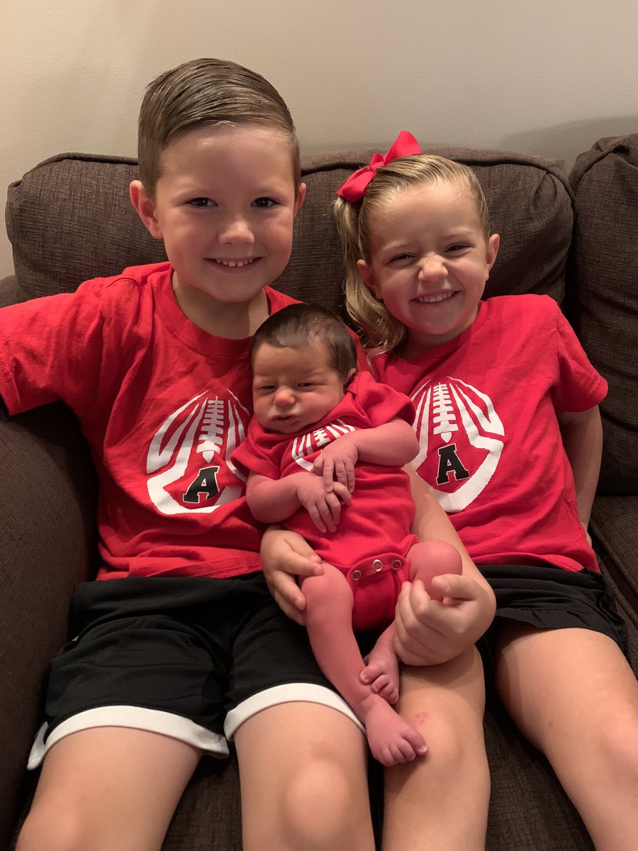 It’s game day! ❤️