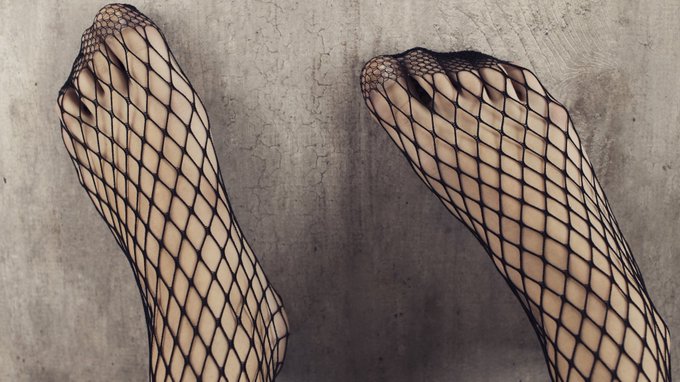 Retweet if you want this picture in livingroom too 😍 You can get this picture in full size with 10 more<a href="/tag/abstract"class="tags"><span>#abstract</span></a><a href="/tag/feet"class="tags"><span>#feet</span></a><a href="/tag/elegant"class="tags"><span>#elegant</span></a><a href="/tag/foot"class="tags"><span>#foot</span></a><a href="/tag/photoshop"class="tags"><span>#photoshop</span></a><a href="/tag/feets"class="tags"><span>#feets</span></a>