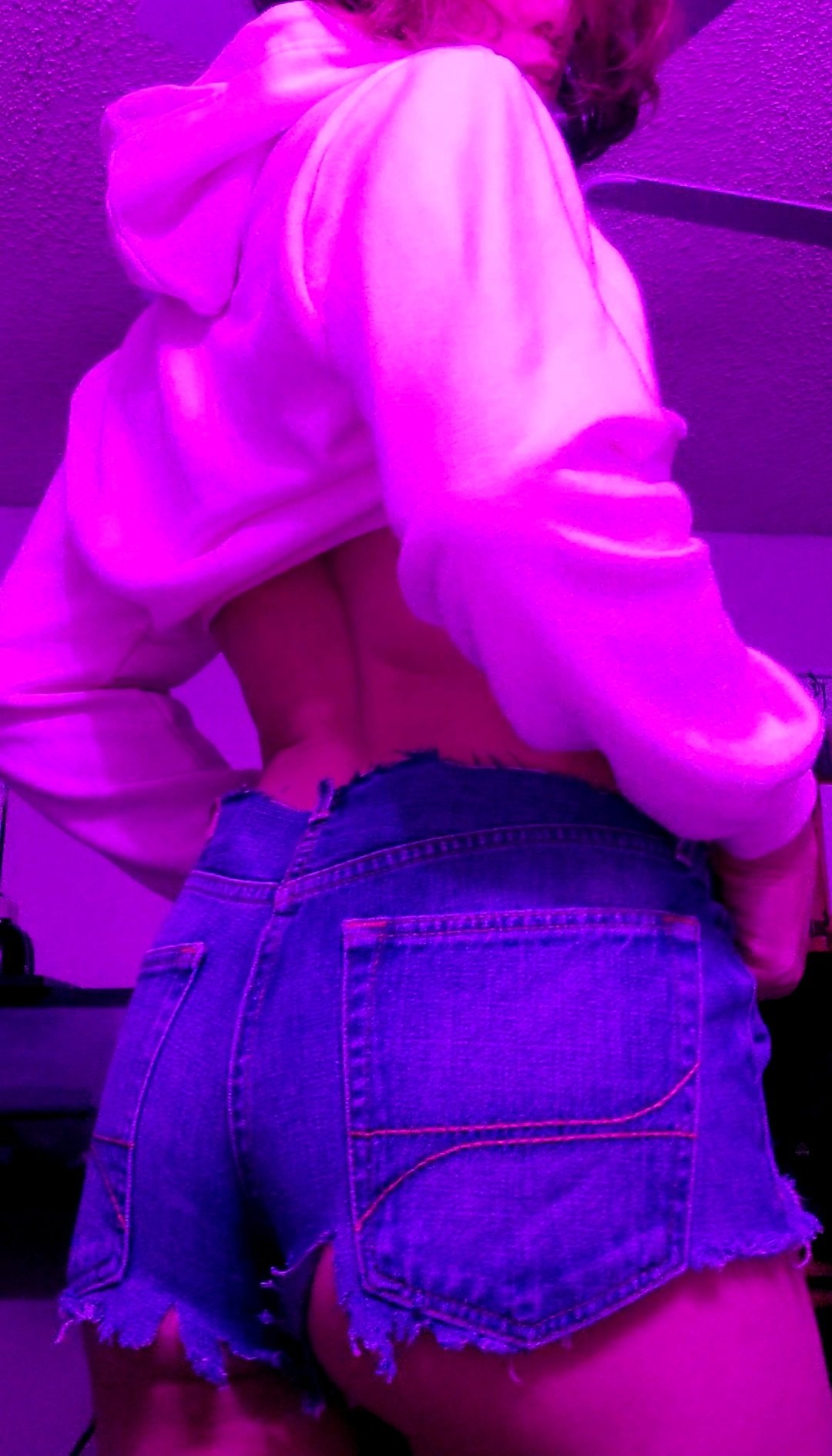 Lol the jocks who thought I was weird in high-school jack off to me now. 

Where is your sexuality now