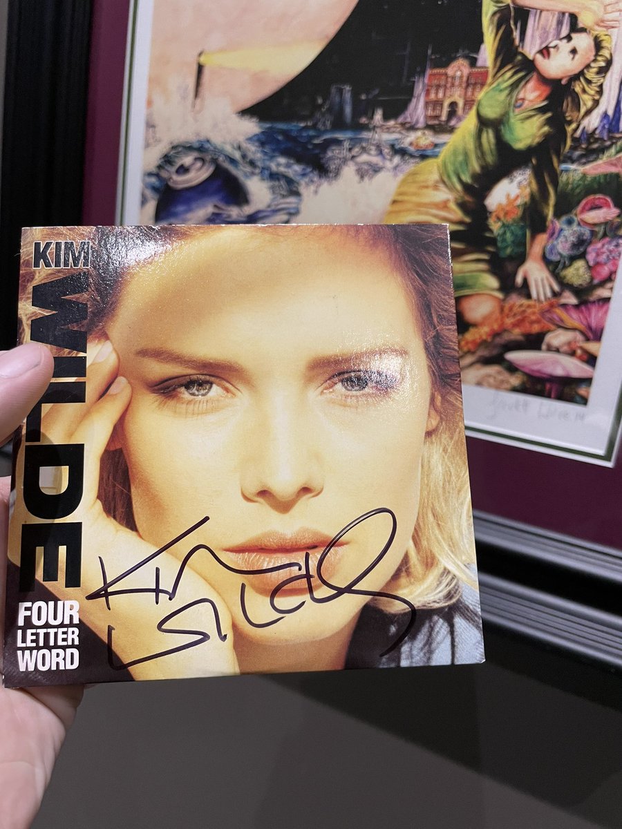 I’ve come home to this wonderful surprise. Thank you so much lovely @kimwilde, I love it! ❤️ 🙏 #competitionwinner