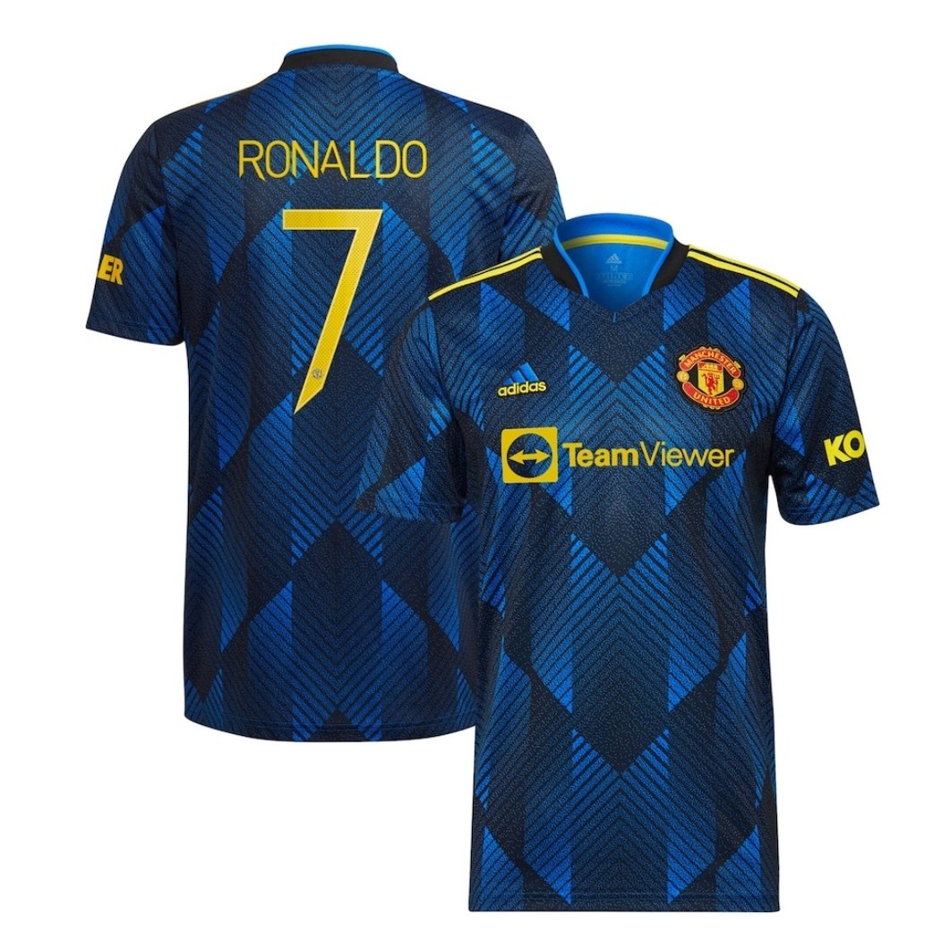 🇾🇪 RONALDO GIVEAWAY 🇾🇪

I am giving away a Man United Home Kit, Away Kit and Third Kit with RONALDO 7 on the back.

Tonight it's the 3rd Kit.

All you have to do to win is as follows:

RETWEET ✔
TAG A FRIEND ✔
HIT THE FOLLOW BUTTON ✔

VIVA RONALDO!