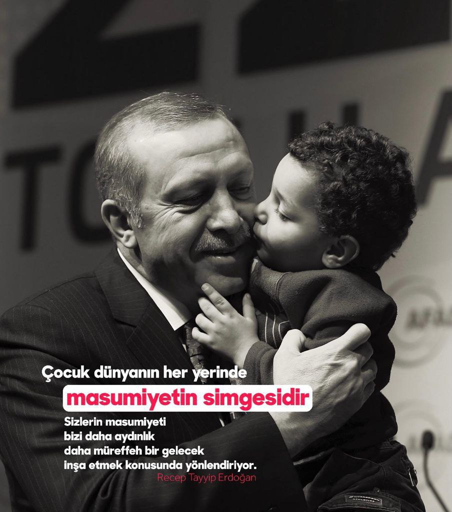 AkKadnlarandr1's tweet photo. “Çocuk dünyanın her yerinde masumiyetin simgesidir. Sizlerin masumiyeti bizi daha aydınlık daha müreffeh bir gelecek inşa etmek konusunda yönlendiriyor.”

Cumhurbaşkanı @RTErdogan… #HerŞeyÇocuklarİçin https://t.co/6SUmrDsahU