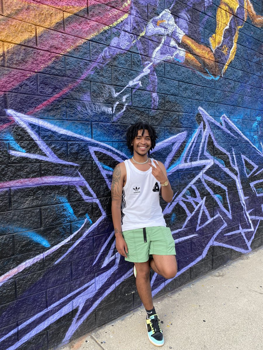 chinooo__'s tweet photo. Favorite flicks from LA 🌴 https://t.co/WbRkGiWvHY