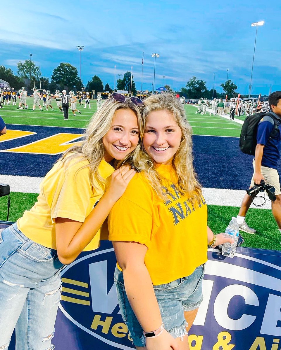 Game days our back with our girls &amp; we couldn’t be happier!! 🐎🐎🐎