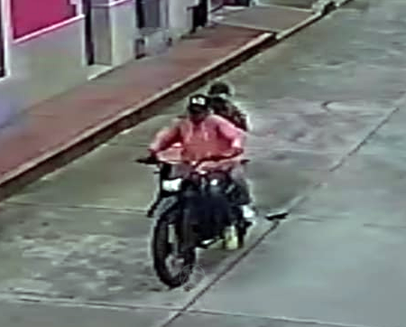 RedEmergenciasM's tweet photo. #ProgresoDeObregon #Hidalgo hace unos minutos dos presuntos personas a borde de una moto tipo CROSS dispararon contra el conductor de una camioneta roja, sobre avenida principal de Progreso, herido de gravedad es traslado al Hospital Integral Cinta Larga #REM https://t.co/VHQxlPAvlK