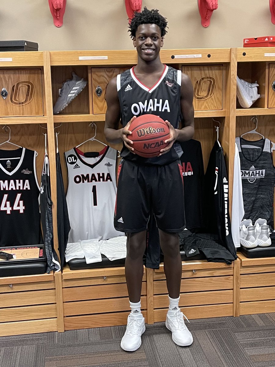 After a great visit I’m blessed and honored to receive an offer from the University of Nebraska Omaha <a href="/OmahaMBB/">Omaha Men’s Basketball</a>! Thank you <a href="/DerrinHansen/">Derrin Hansen</a> <a href="/CoachE32/">Pat Eberhart</a> and staff for the great opportunity #EveryoneForOmaha!