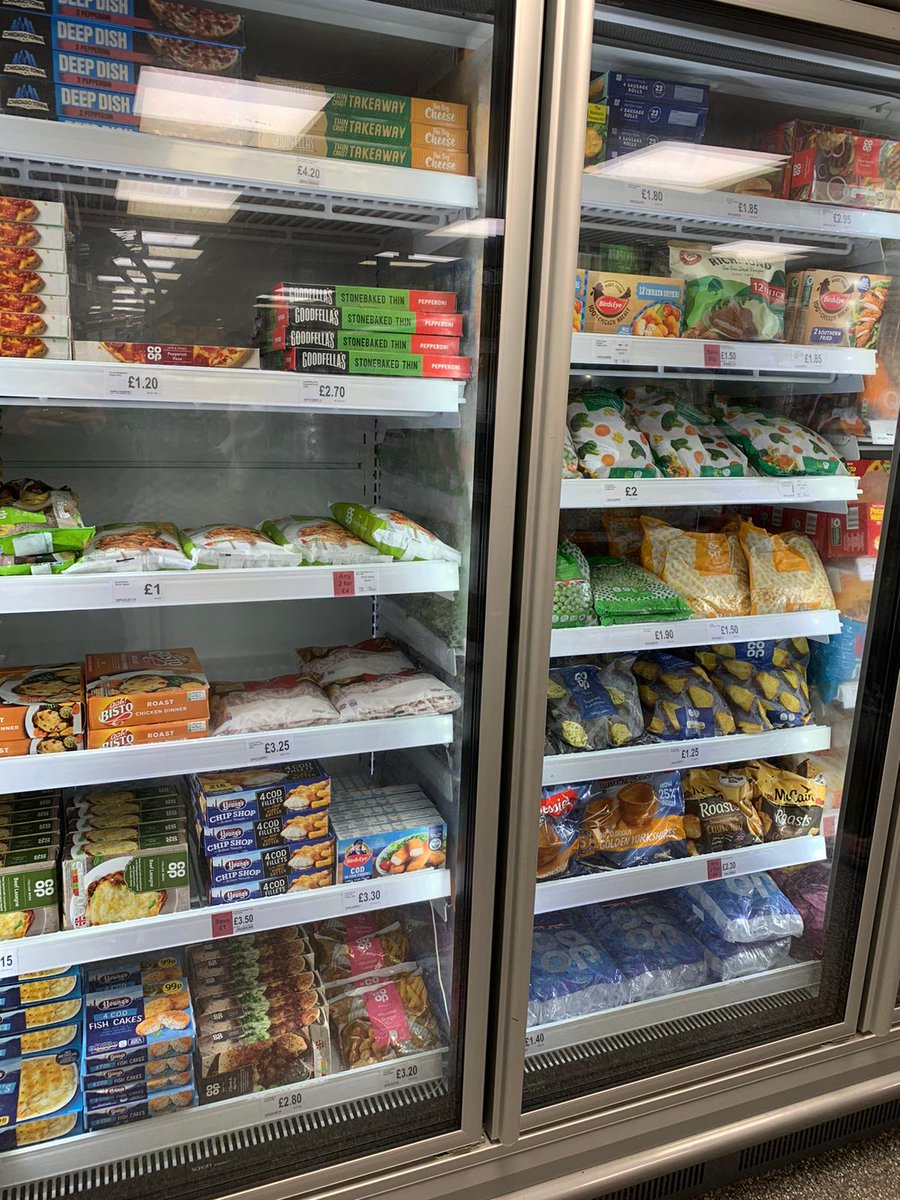 #dresstoimpress great to see <a href="/mycoopfood/">Central Co-op Food</a> #DeepingStJames giving customers the choices they deserve daily. Remember we are there for you #everyday @CJWright_85 <a href="/adamleewaudby/">Adam Waudby</a> @PaulalanDennis @grahamwren2