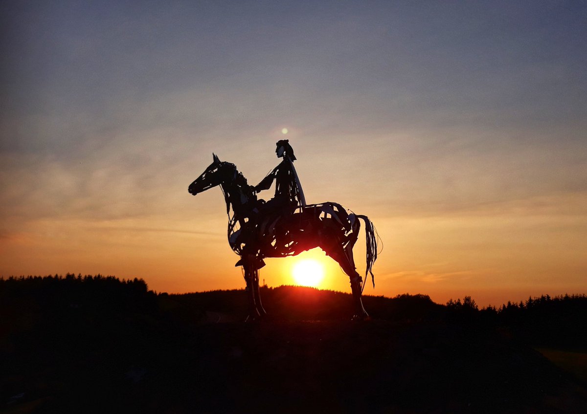 magnumlady's tweet image. Sunset at the Gaelic Chieftain #DiscoverBoyle #LoveRoscommon