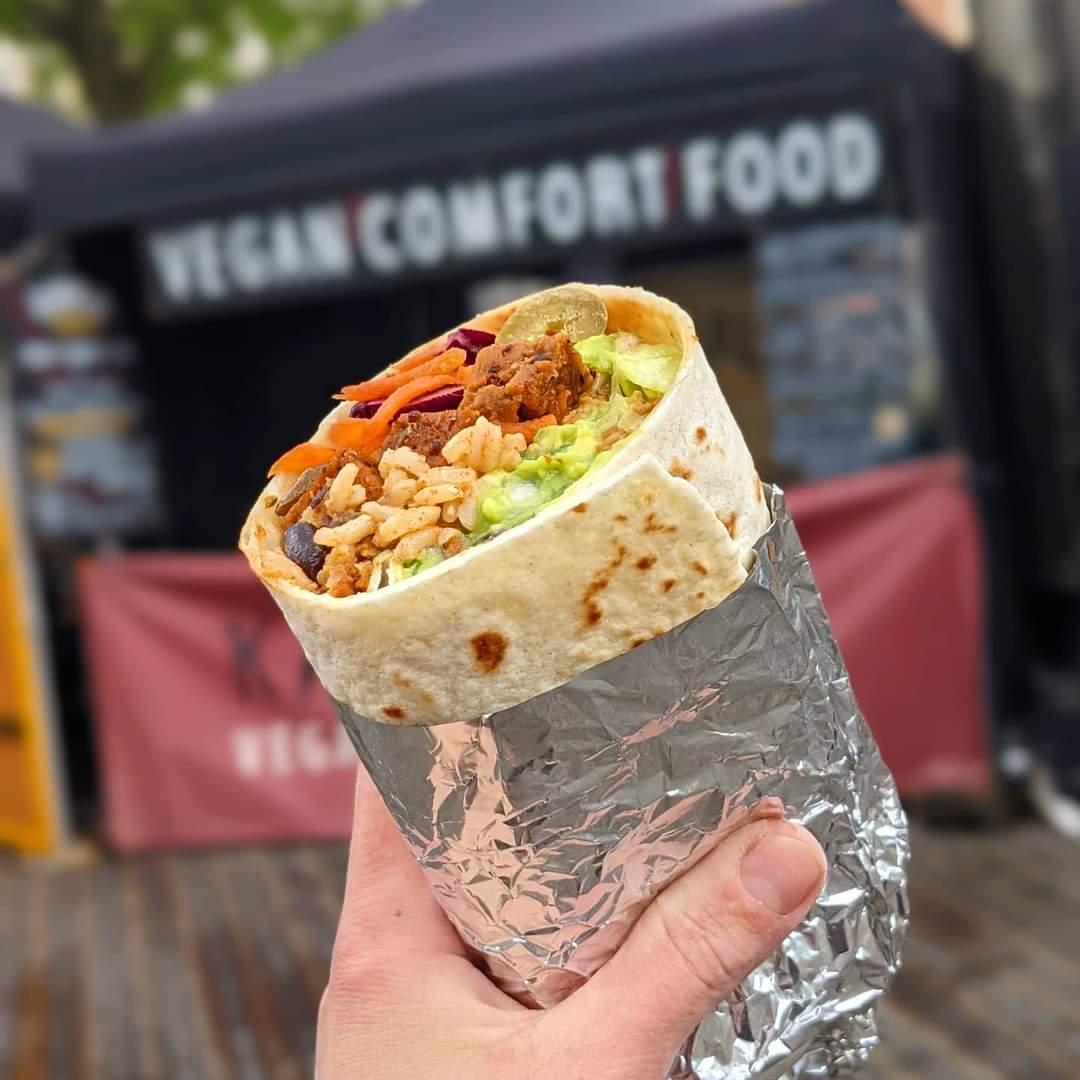 Brunch burrito with our homemade vegan sausage pieces, Cajun rice, guacamole and loads of veg 🌯 We'll be serving this bestseller, along with loads of other tasty treats at <a href="/HarbourMarket/">The Harbourside Market</a> between 11am-4pm tomorrow ☀️😎

<a href="/BuoyStreetFood/">Buoy Events</a>