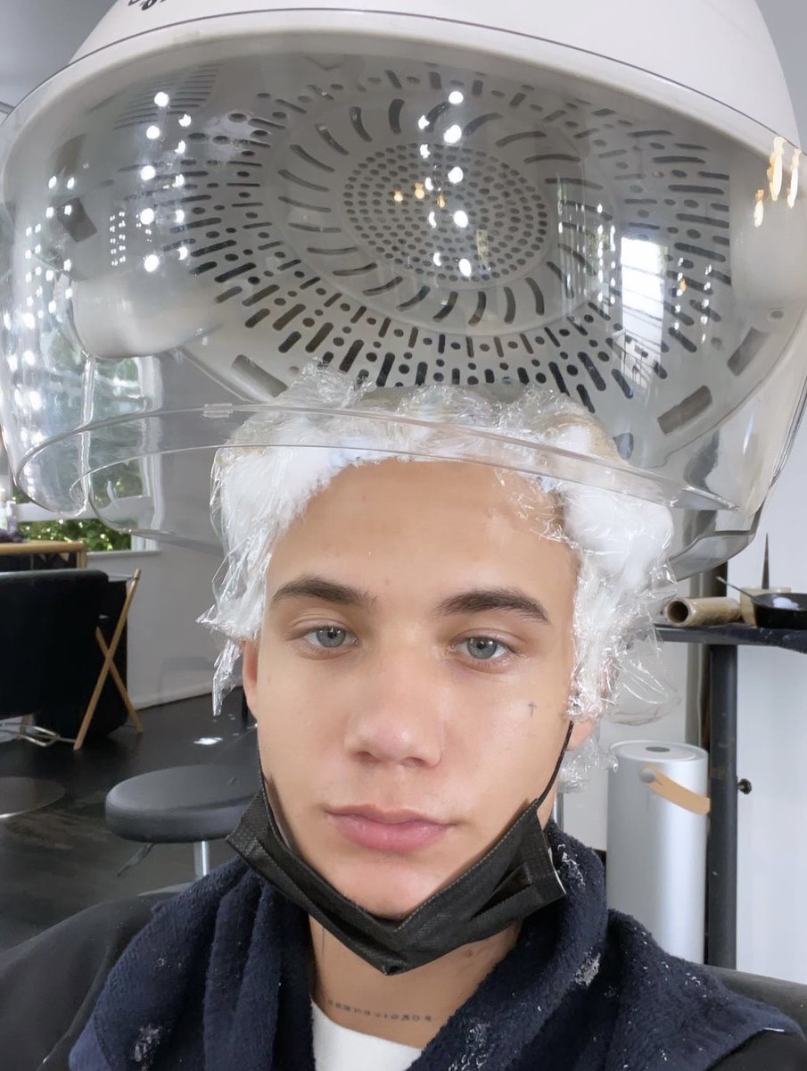 JadenHossler's tweet image. &amp;lt;3 mtv.com/vma/vote/push-…