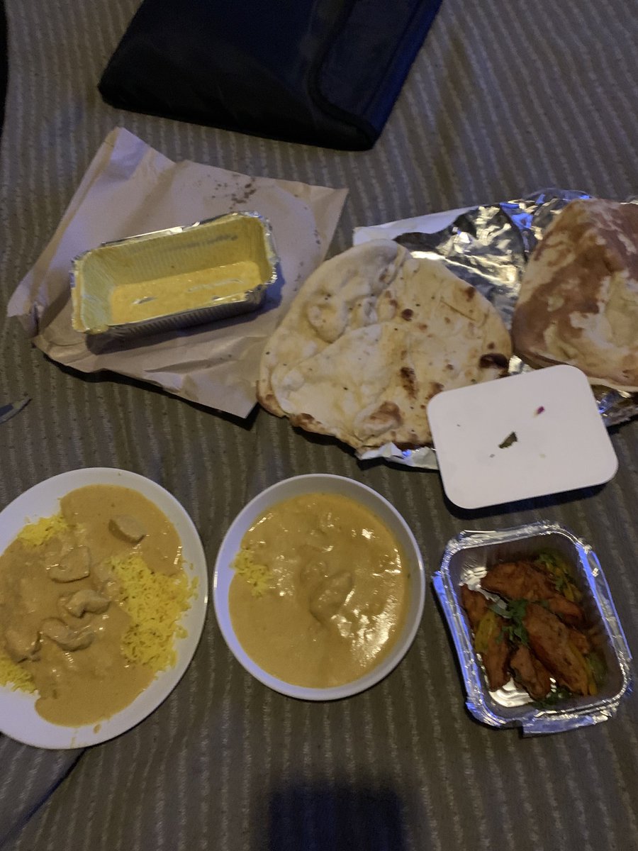 JamesDWatson_'s tweet photo. ⁦@GordonRamsay⁩ can you tell me what pakora is because I feel like you would cook the shit out of #hellskitchen #fuckoff https://t.co/YD1AuHQ6Lr