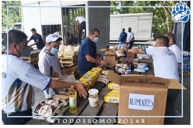 Se nos llena el corazón de orgullo al ver a nuestros compañeros del #VoluntariadoEP, aportar un granito de arena para nuestros hermanos de Tovar. Así somos y así seguiremos, dándolo todo por nuestro país.