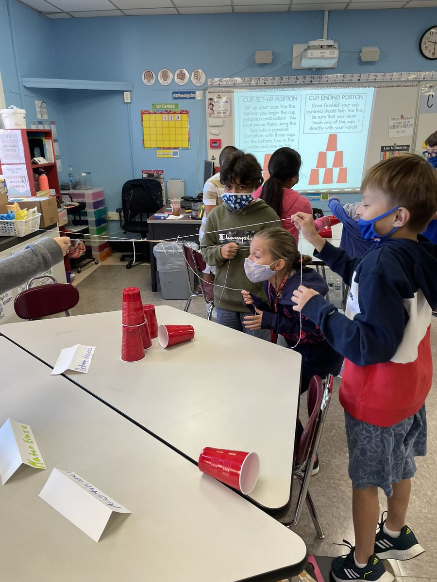 SraAguila5's tweet photo. Another day another #TeamBuilding challenge for this #DualLanguage class! #FunFriday edition😎So fun watching these learners persevere &amp; use their growth mindset to motivate and encourage one another to not give up &amp; try different strategies! #MineolaProud https://t.co/9Yj70qzga2