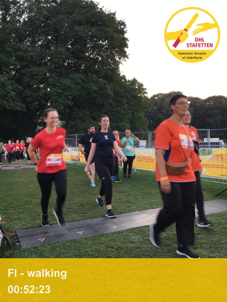 DanielaL's tweet image. Here I am, proudly taking my breath :) #DHLStafetten #CopenhagenBusinessSchool