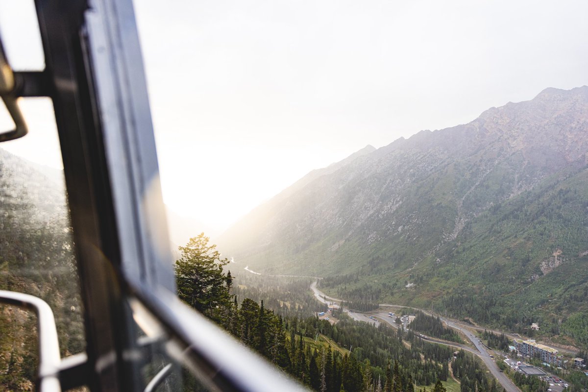 TomHillmeyer's tweet photo. The mountains seem to always be calling my name. https://t.co/agrYIuZs32