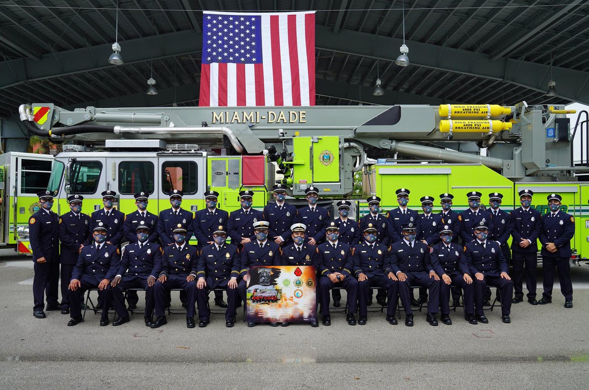 MiamiDadeFire's tweet photo. 18 new #MDFR firefighters were sworn in on Friday morning during the #MDFRClass145 graduation ceremony. The newest members of the MDFR family begin shift work at 7 a.m. on Monday morning. We wish these rookie firefighters a safe career!
πΈ: https://t.co/zJm8N8RSab https://t.co/DY3YVEGzEB