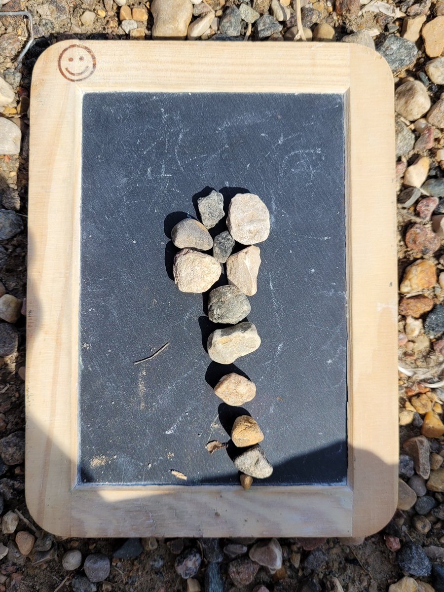 ReilkoffT's tweet photo. Today we finished up our classroom alphabet.  But it was too beautiful to go inside so we created art and patterns with our chalkboards and stones.
#authenticlearning
#pssd
#ForestSchoolBlaineLake 
#PlayandExploration https://t.co/b3tfSZjc59