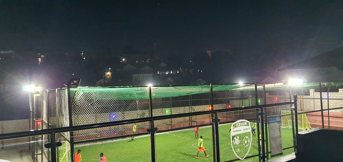 Wavesfithabour's tweet image. This evening was so eventful. Thanks to our estemmed clients. Always feel free to come in any time from 6:30am till curfew time. @Vicmwenya @YvonneJjengo @Jamnicky85 @Casibante