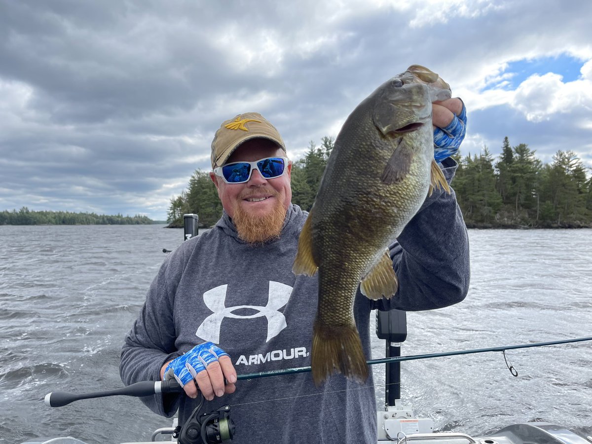 brobull's tweet image. #FishMonkey #Fridays #CatchTheMonkey #BassOn Anglers , B🎣🎣 @FishMonkeyGear  🎣🐵🧤🧤 #Fishing