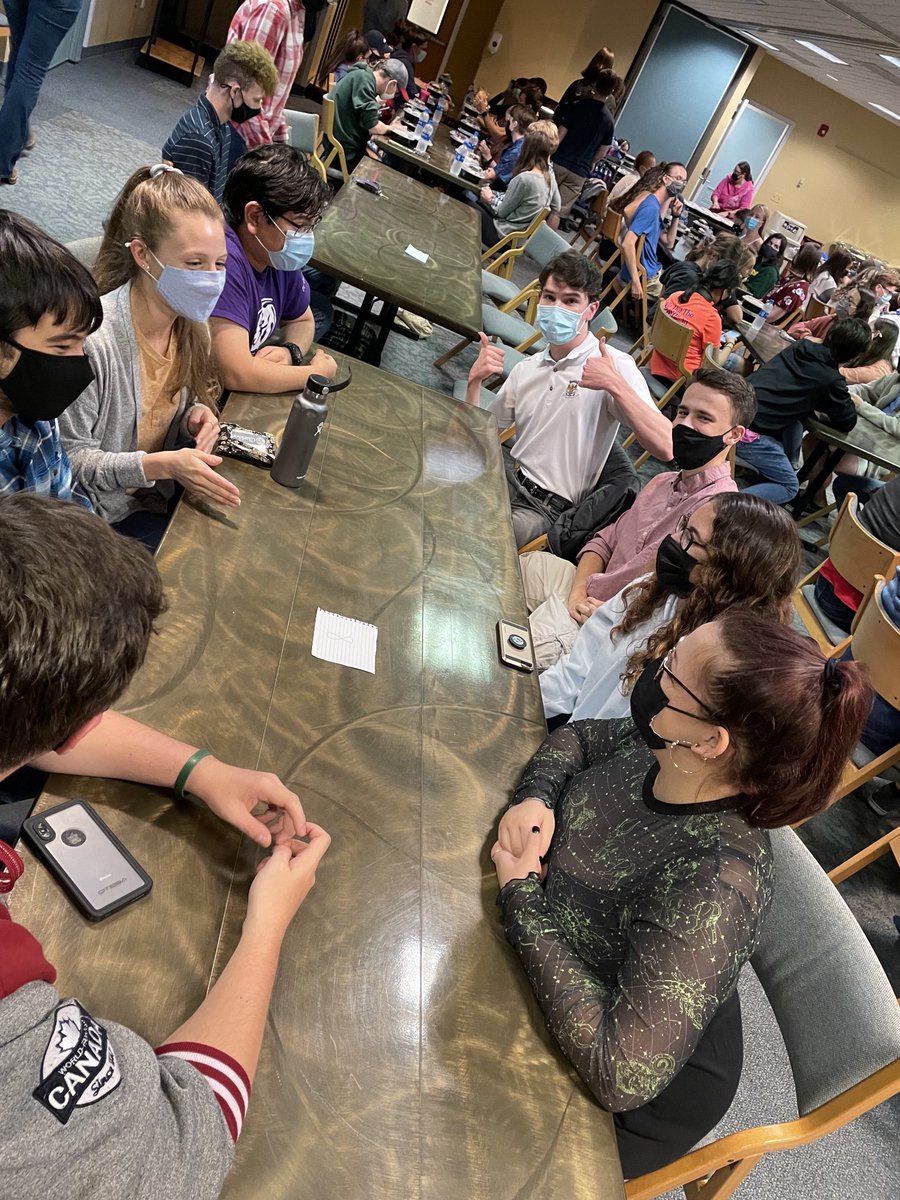 hydroalan's tweet photo. Good discussion between academic year honors students ⁦@ClarksonUniv⁩ ⁦@ClarksonProvost⁩ https://t.co/2VPPF67gaP