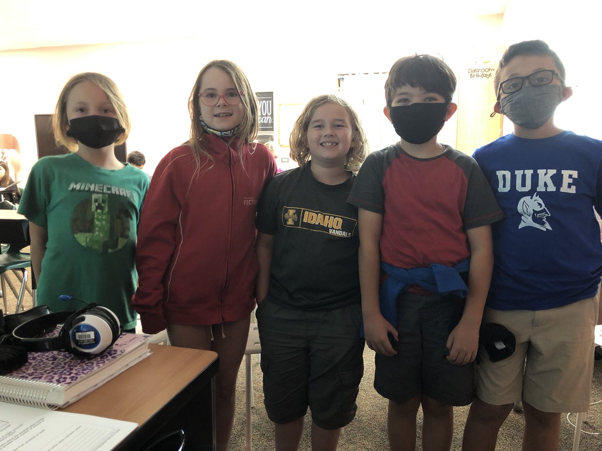 #KISDCollegeColors in 4th grade! <a href="/glassen17/">Gennel Lassen</a>