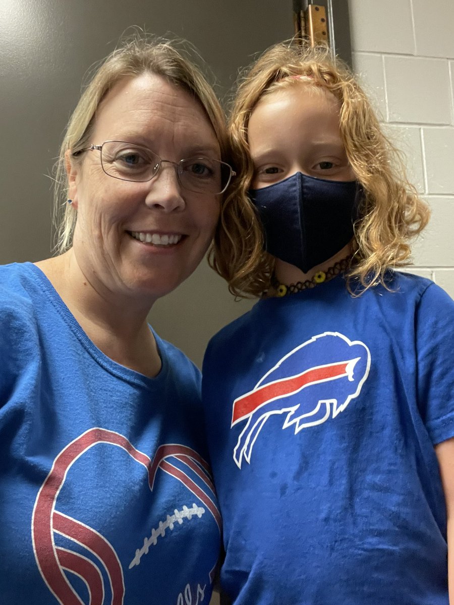 Just 2 Morton Mavericks supporting the Buffalo Bills and MW alumni Harrison Phillips #LetsGoBuffalo  <a href="/MillardPS/">Millard Public Schools</a>