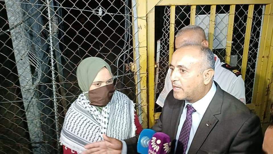 MEeye18's tweet photo. Resistance resulted
First photos of #Anhar al-Deek after she was released from the Israeli occupation prisons shortly ago.
#FreeAnhar
#FreeAnharAlDeek
#SaveAnhar
#SaveAnharAldeek https://t.co/y6L58g9g3C
