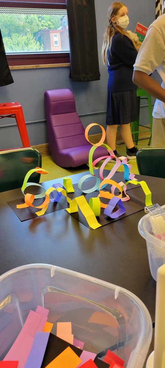 SpanoPPSSteam's tweet photo. Had a fab day back at @PghSchiller! We started engineering right from the jump w these Get To Know You Sculptures! Learned lots about my new best friends &amp; shared things we have in common #BackToSchool #futureengineers #PPSPride @PPSnews @STEAMPrincipal https://t.co/ogEO3tCMxJ