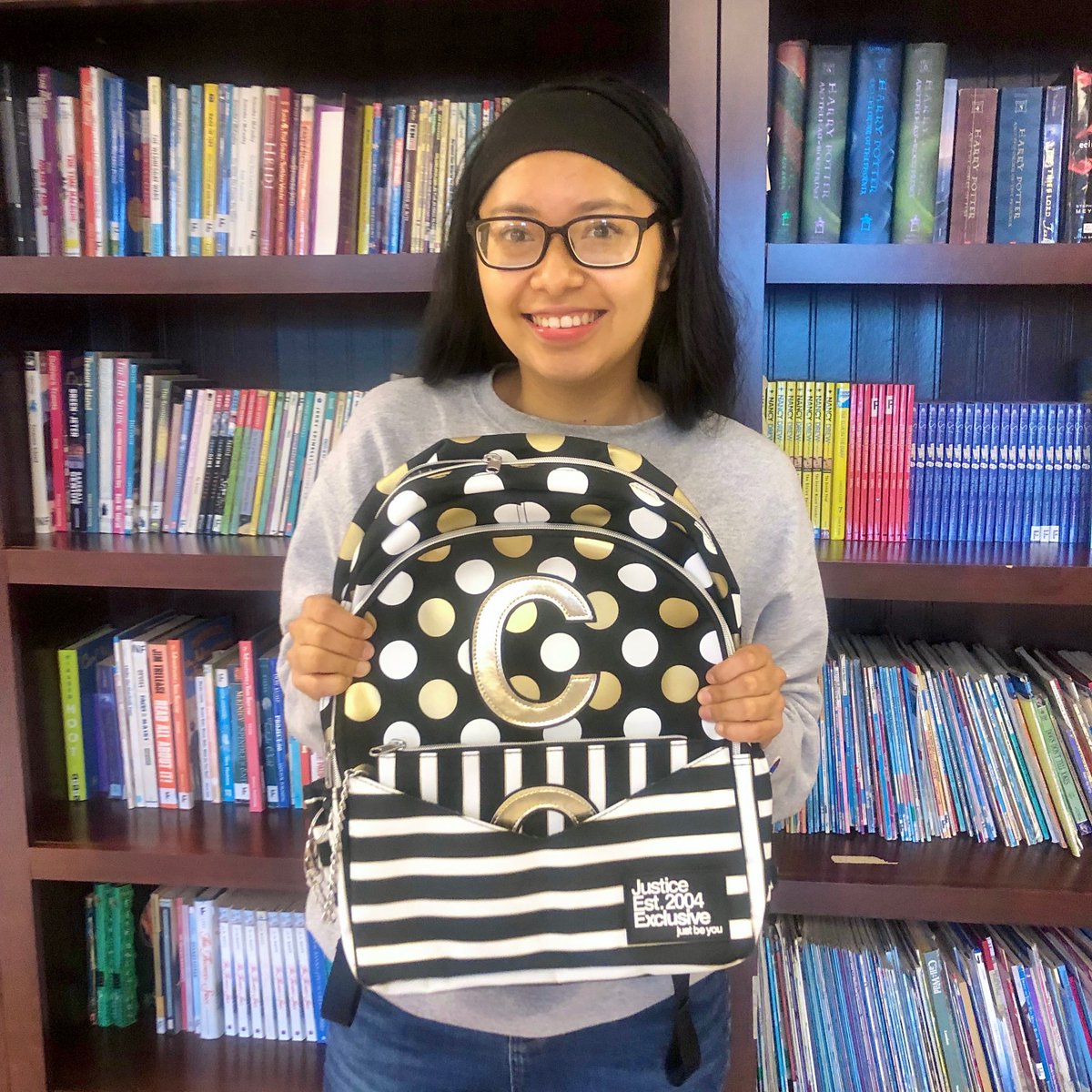 OurEchoesofHope's tweet photo. 🎒 As children head back to the classroom, Echoes of Hope wanted to ensure students of all ages had the necessary supplies to be successful upon their return. 
Children at Mar Vista Family Center were gifted with backpacks, lunch boxes &amp; clothing. Stay tuned for more giving! https://t.co/AhH29FlwHW