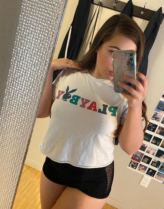 when the mirror selfies be hittin a lil different https://t.co/ztPboimRix