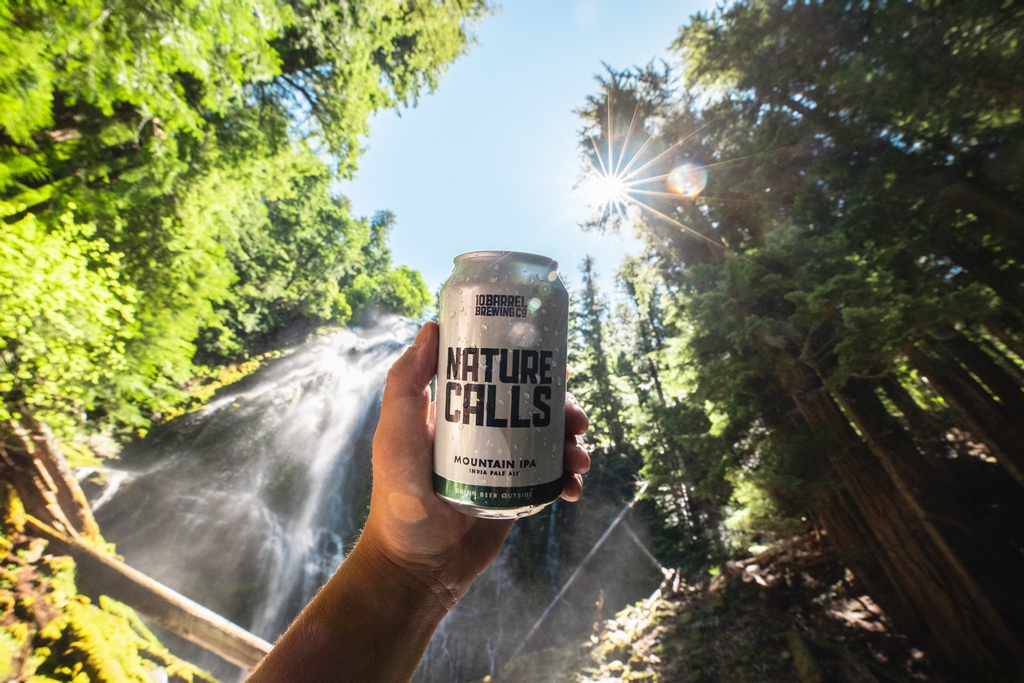 EatGuideCenOR's tweet photo. Enjoy @10BarrelBrewing's #CleanLineSeltzer while traveling this National Beer Lovers Day!
@VisitBendOR @VisitCentralOR
#TheEatGuide #nationalbeerloversday2021 #oregon #oregonfood #bend #beer https://t.co/AngPZBijyC