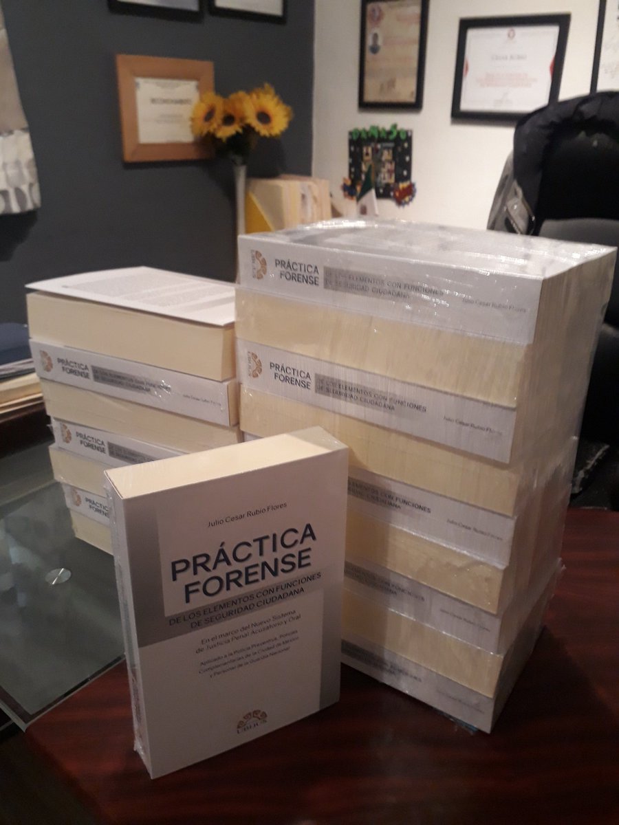 S_A_M_AC's tweet photo. Por fin ya esta a la venta el libro del @LICCESARRUBIO "Práctica Forense de los Elementos con Funciones de Seguridad Ciudadana" de venta exclusiva en @dijuris #dijuris Una excelente herramienta para los miembros de las Instituciones de Seguridad Ciudadana. @UPCDMX_SSC @SSC_CDMX https://t.co/MqH1lnS3DO