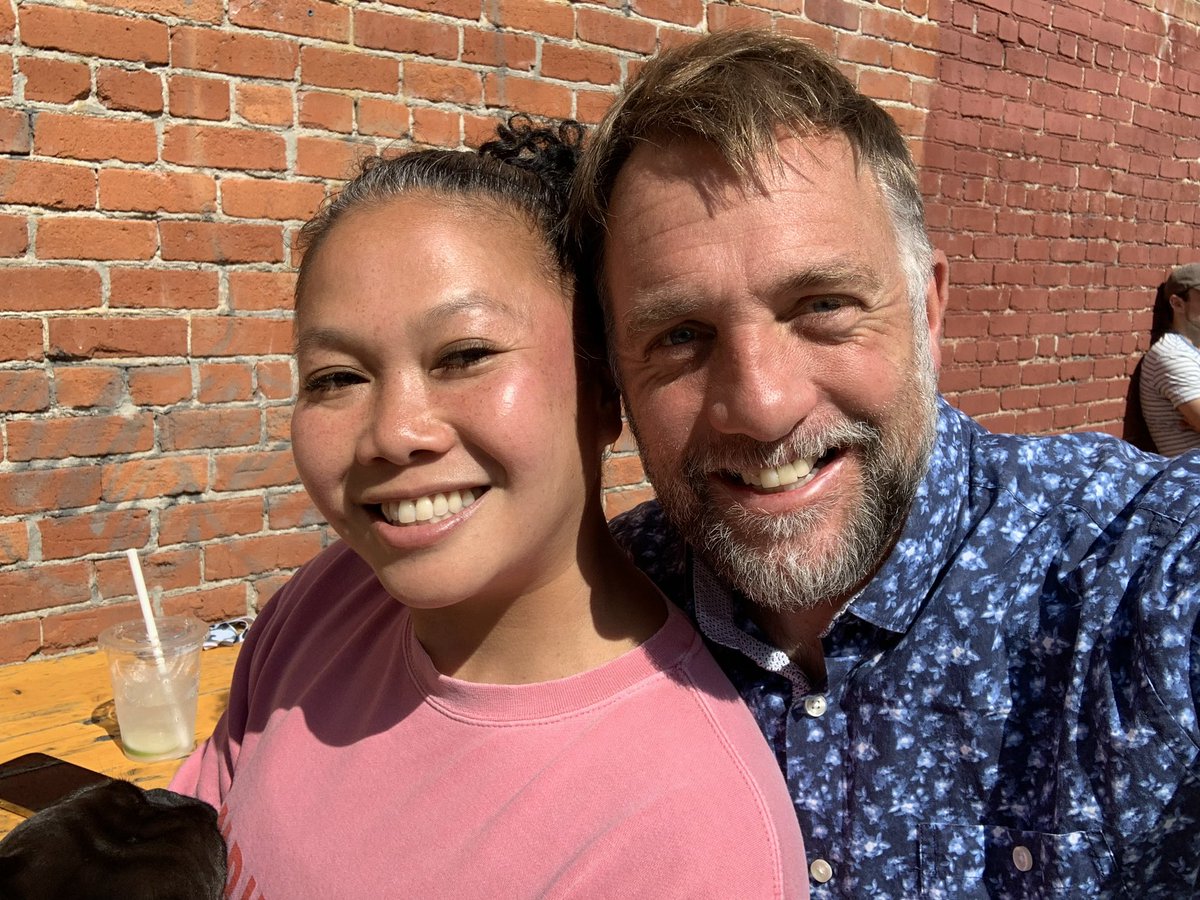 doricaminong's tweet photo. So amazing to kick it with you, @KarlRobillard1 #sisters https://t.co/4AsHkk9PIM