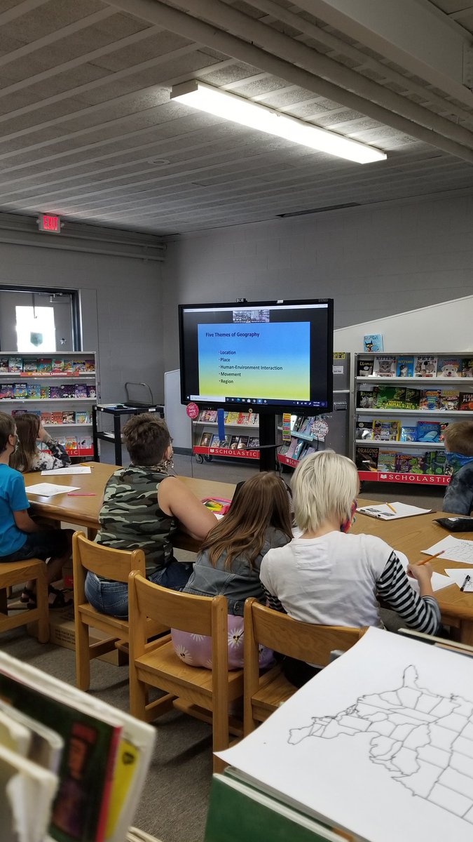 PawsforCougars's tweet photo. You can't spell success without "CES"- Fifth grade classes went to Cooperstown, NY on a virtual field trip to learn about the 5 themes of geography at the Baseball Hall of Fame. Fun times! @dakotamason24 @MrsHartzel18 @StephanieDawnK2 #LearnersTodayLeadersTomorrow https://t.co/dm7YzPsQ7k