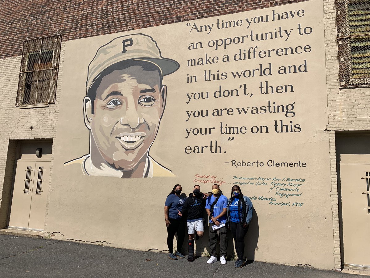 Roberto Clemente Elementary School tweet media