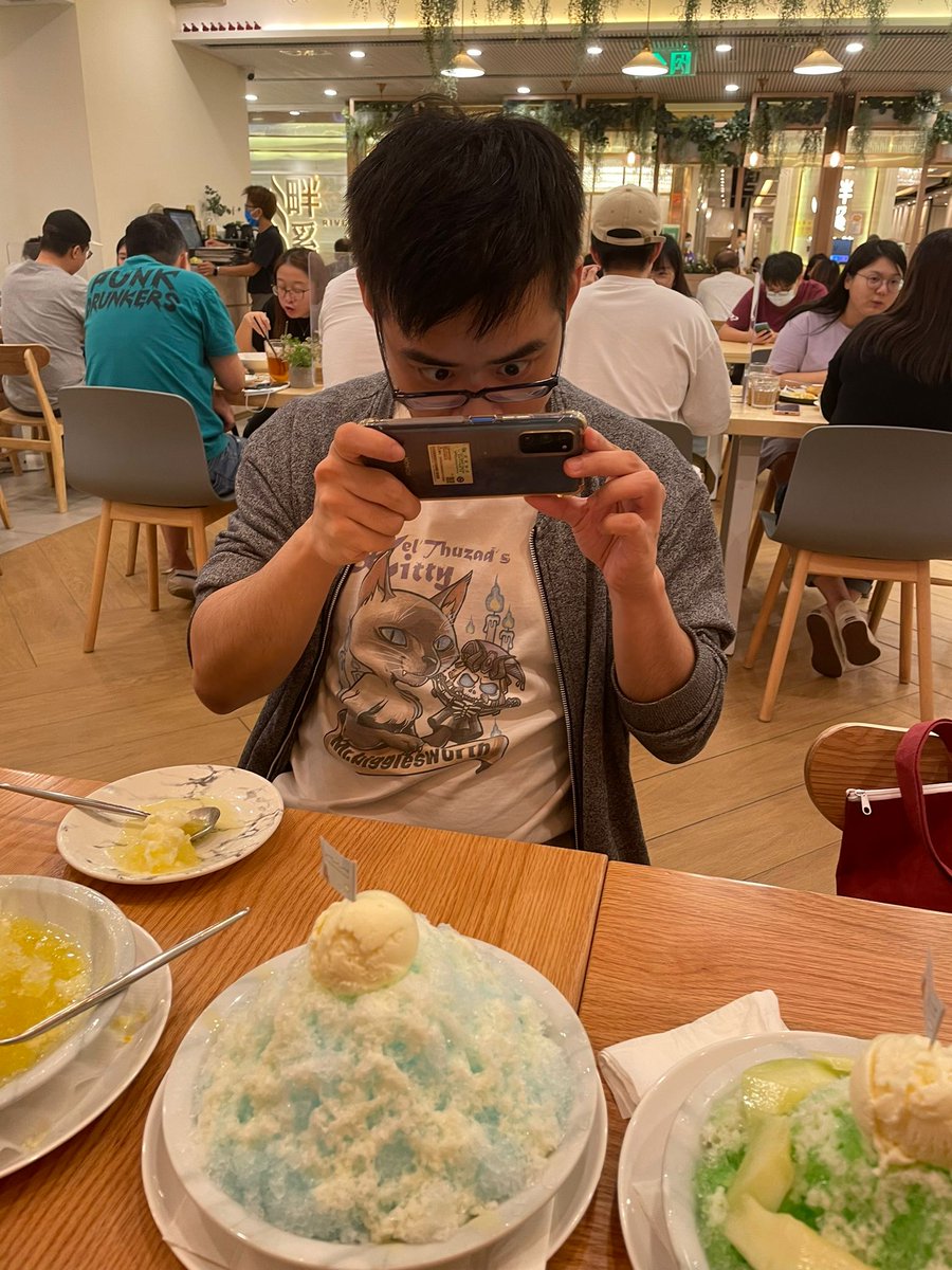 HsBiao's tweet photo. when I am concentrating on photographing🤣🤣 https://t.co/SHkqeU0J5U