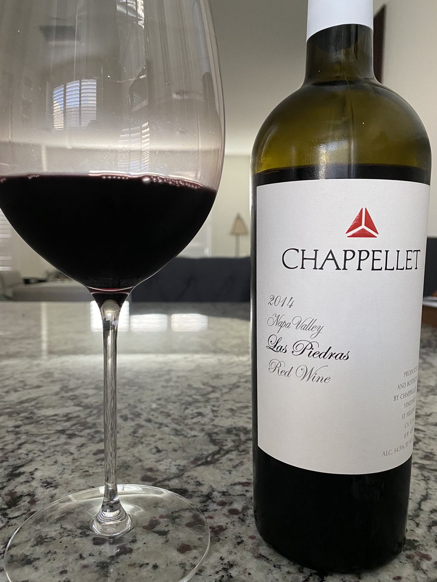 I showed you mine, so you should show me yours! #WineLife #WhatsInYourGlass @Chappellet_wine