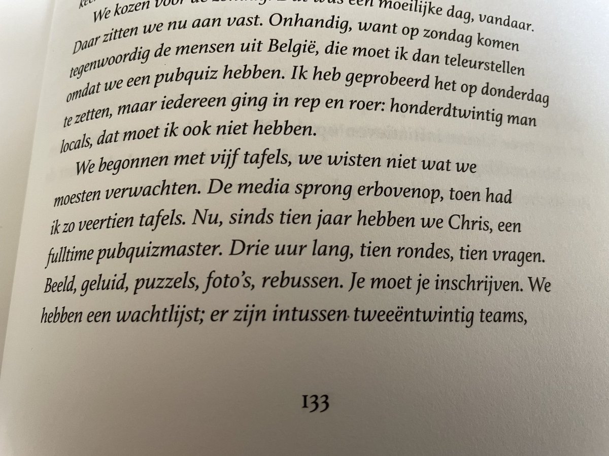 Wat een gaaf boek over een prachtig <a href="/CafeDeBiet/">Cafe De Gekroonde Suikerbiet</a>. En wat een verrassing dat ik er in sta!